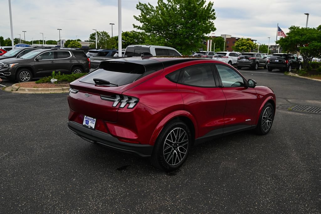 Certified 2025 Ford Mustang Mach-E Premium AWD/4WD image 5