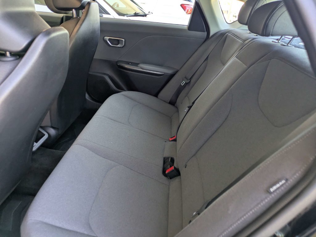Used 2025 Kia K4 FWD image 14
