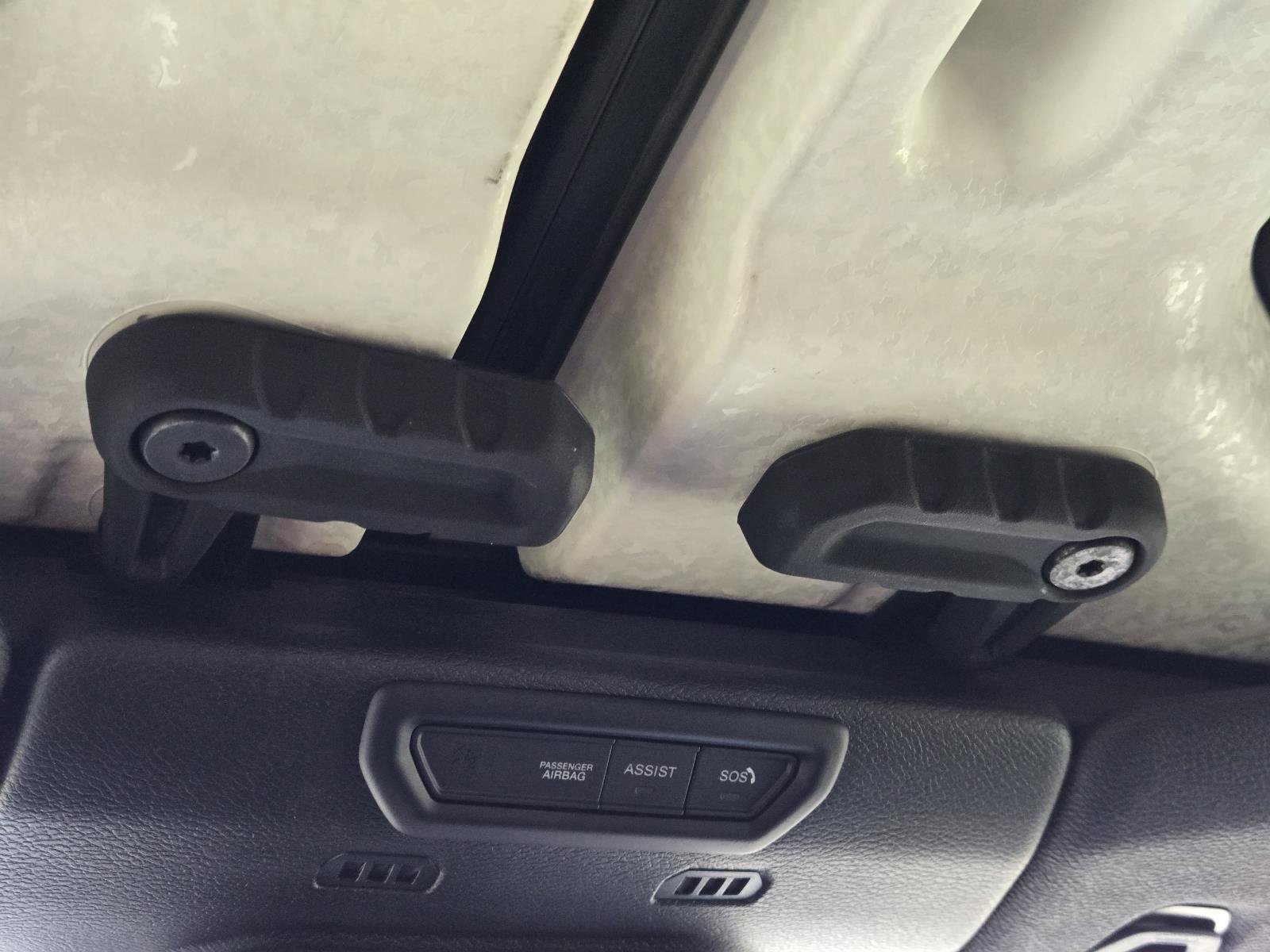 Used 2019 Jeep Wrangler Unlimited Sahara AWD/4WD image 36