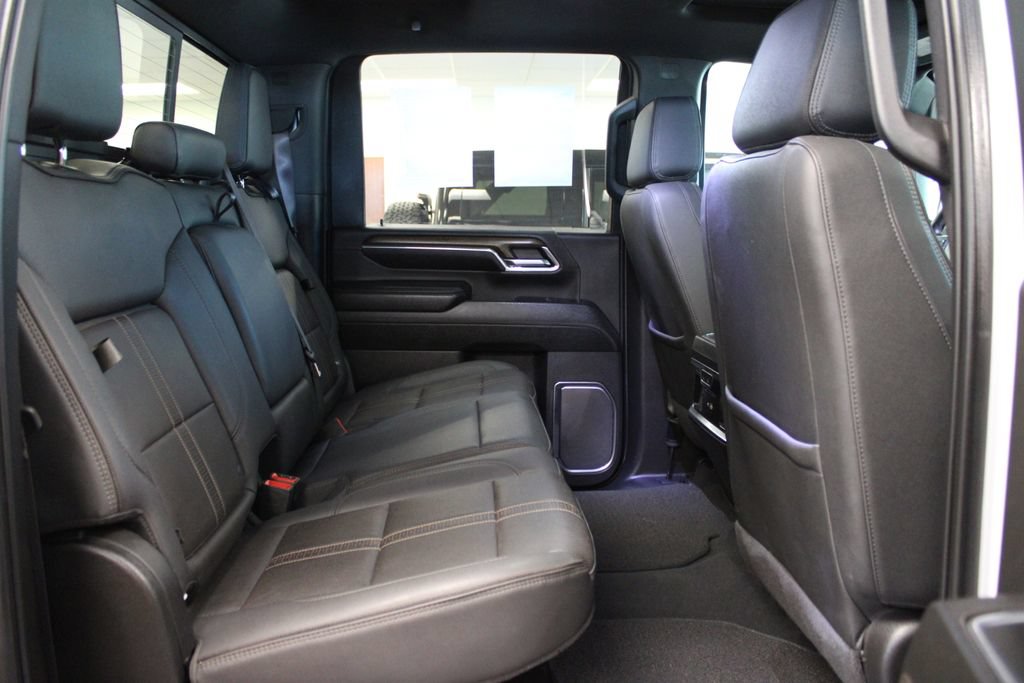 Used 2024 Chevrolet Silverado 3500 High Country w/ High Country Premium Package AWD/4WD image 40
