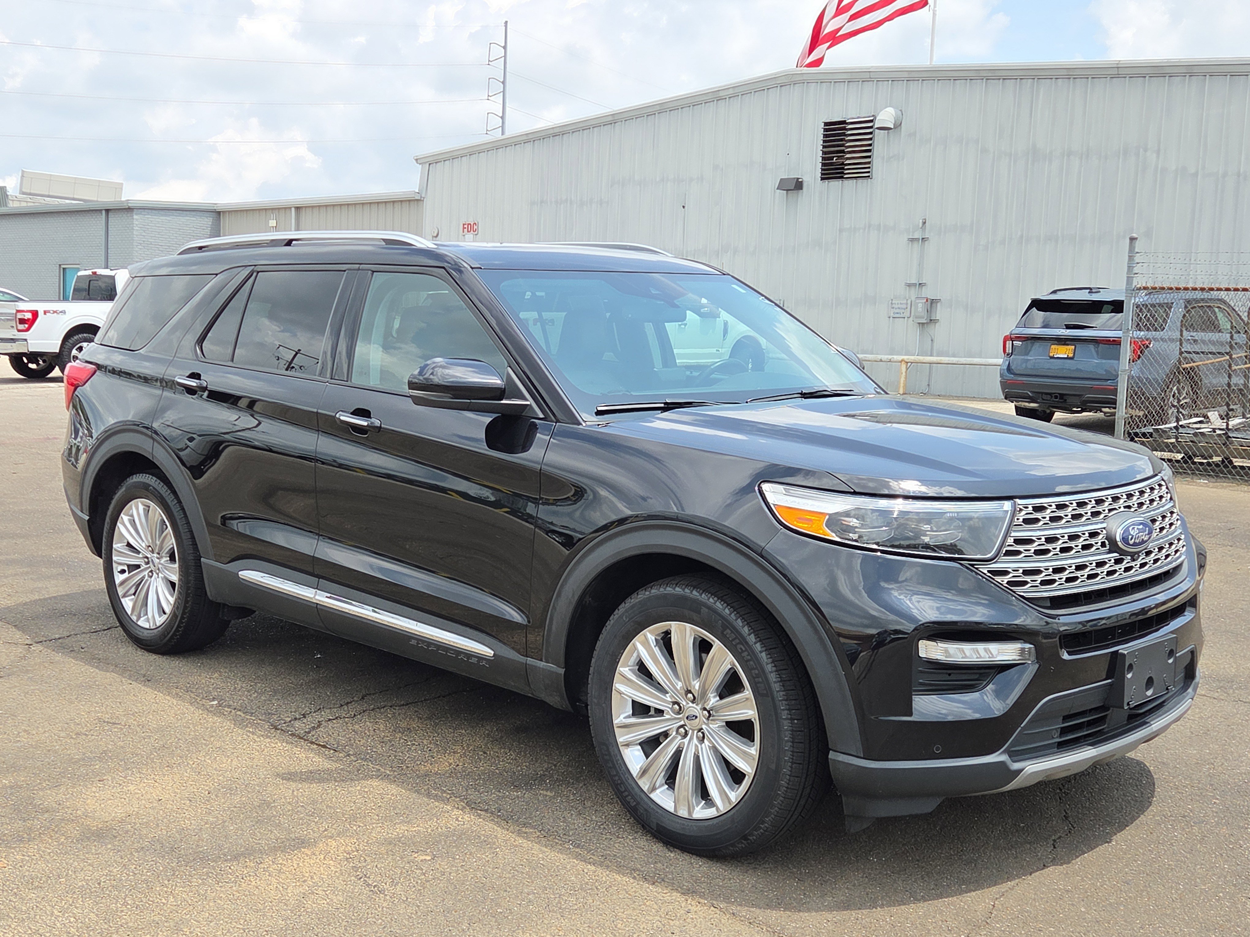 Certified 2023 Ford Explorer Limited w/ Limited Technology Package