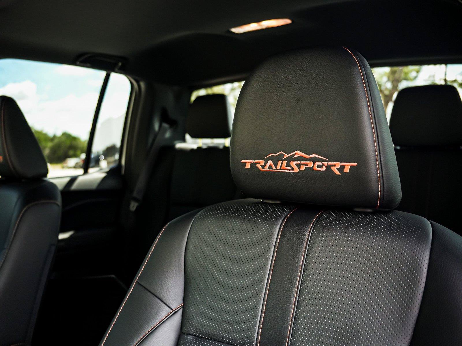 Used 2025 Honda Ridgeline TrailSport image 11