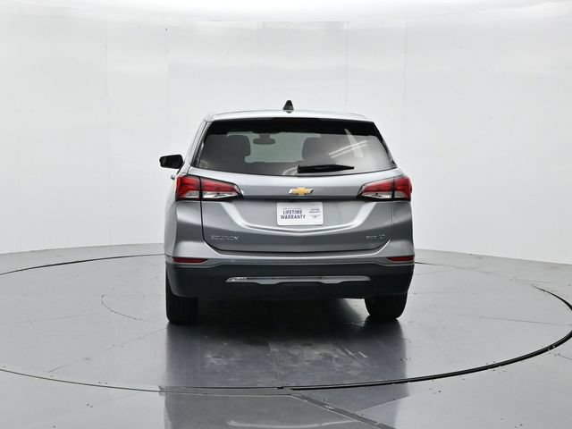 Used 2024 Chevrolet Equinox LT AWD/4WD image 8