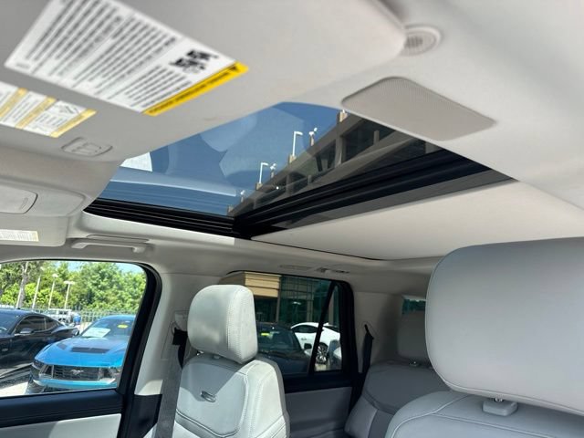 Certified 2025 Ford Expedition Max Platinum w/ Driver's Package AWD/4WD image 13