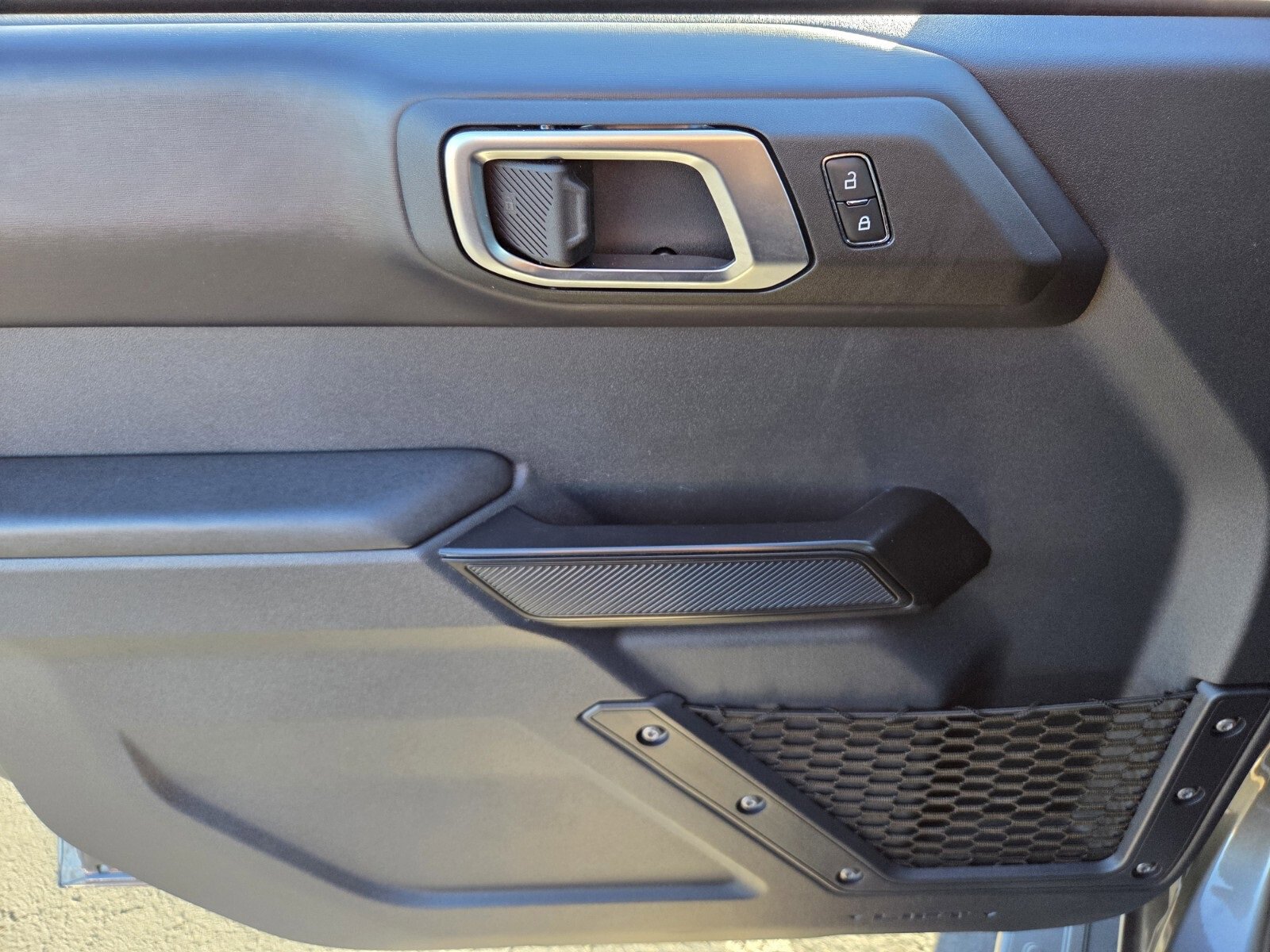 Certified 2025 Ford Bronco Badlands image 17