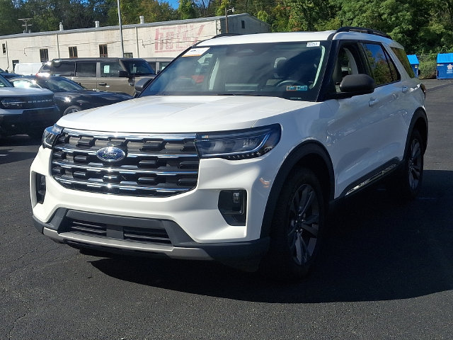 Certified 2025 Ford Explorer Active w/ Active Comfort Package AWD/4WD image 5