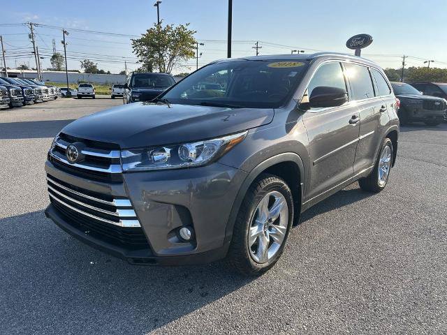 Used 2018 Toyota Highlander Limited w/ Protection Package #3 AWD/4WD image 7