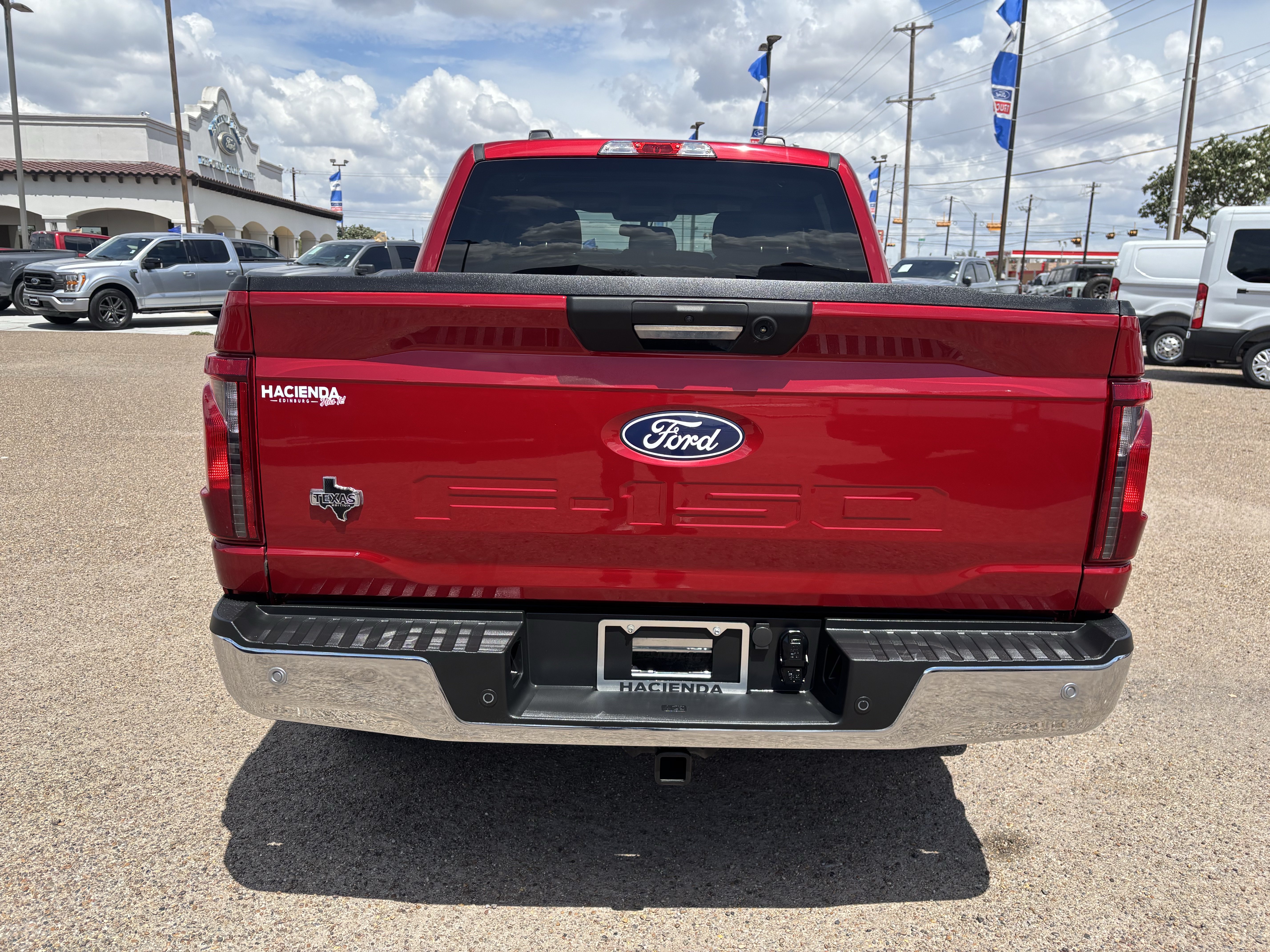 Certified 2024 Ford F150 XLT w/ Mobile Office Package RWD image 3