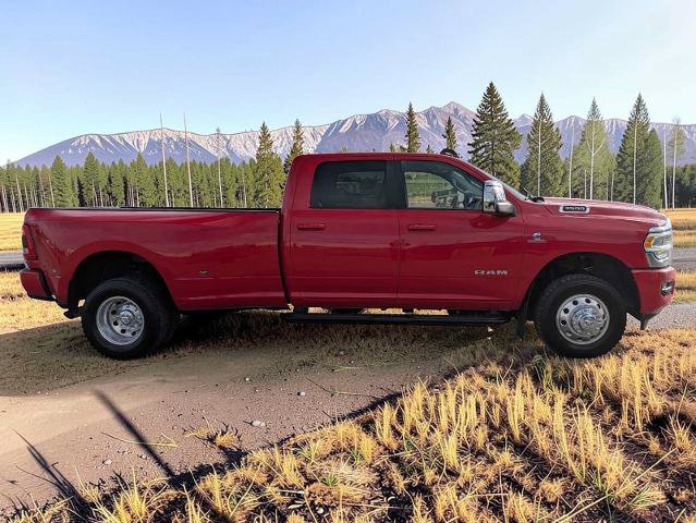 Used 2023 RAM 3500 Laramie AWD/4WD image 7