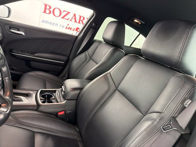 Used 2022 Dodge Charger SXT w/ Cold Weather Package AWD/4WD image 18