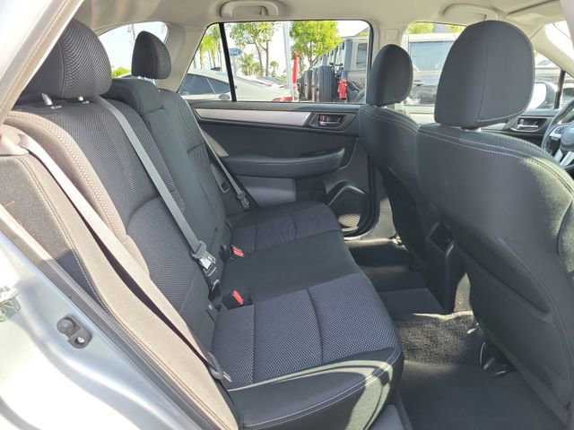 Used 2017 Subaru Outback 2.5i Premium AWD/4WD image 18