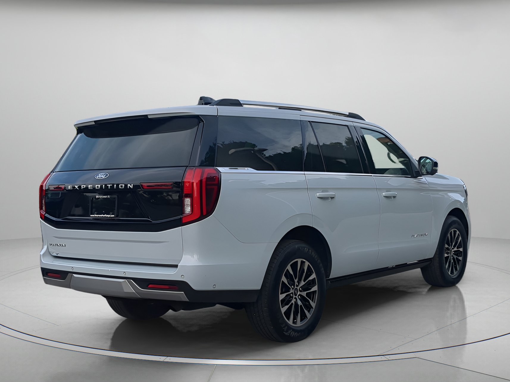 Certified 2025 Ford Expedition Platinum AWD/4WD image 40