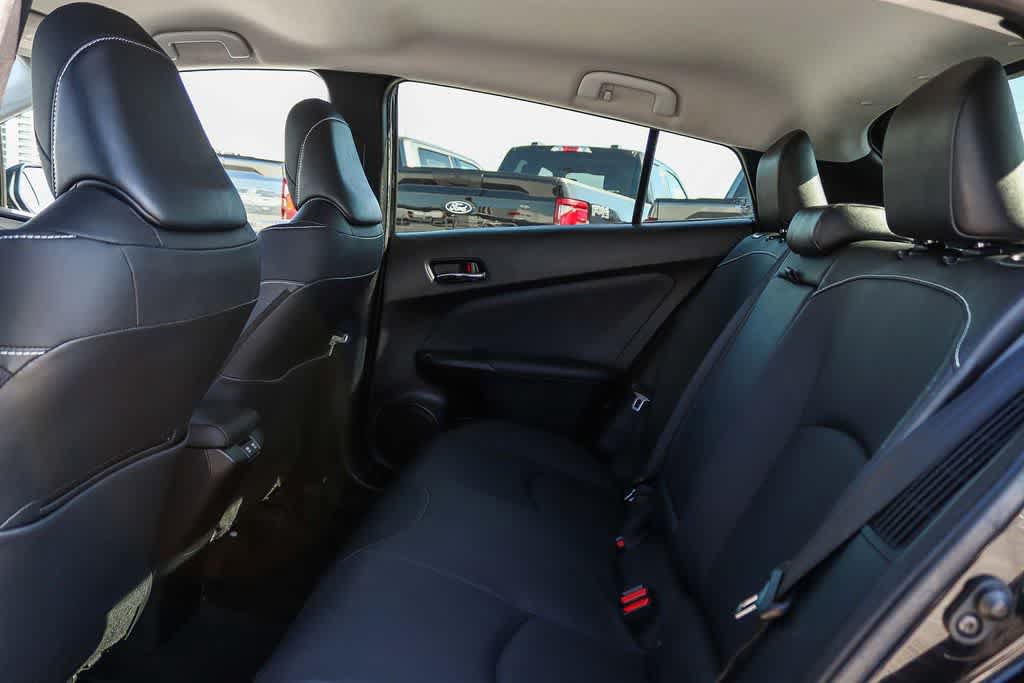 Used 2022 Toyota Prius Prime XLE FWD image 17