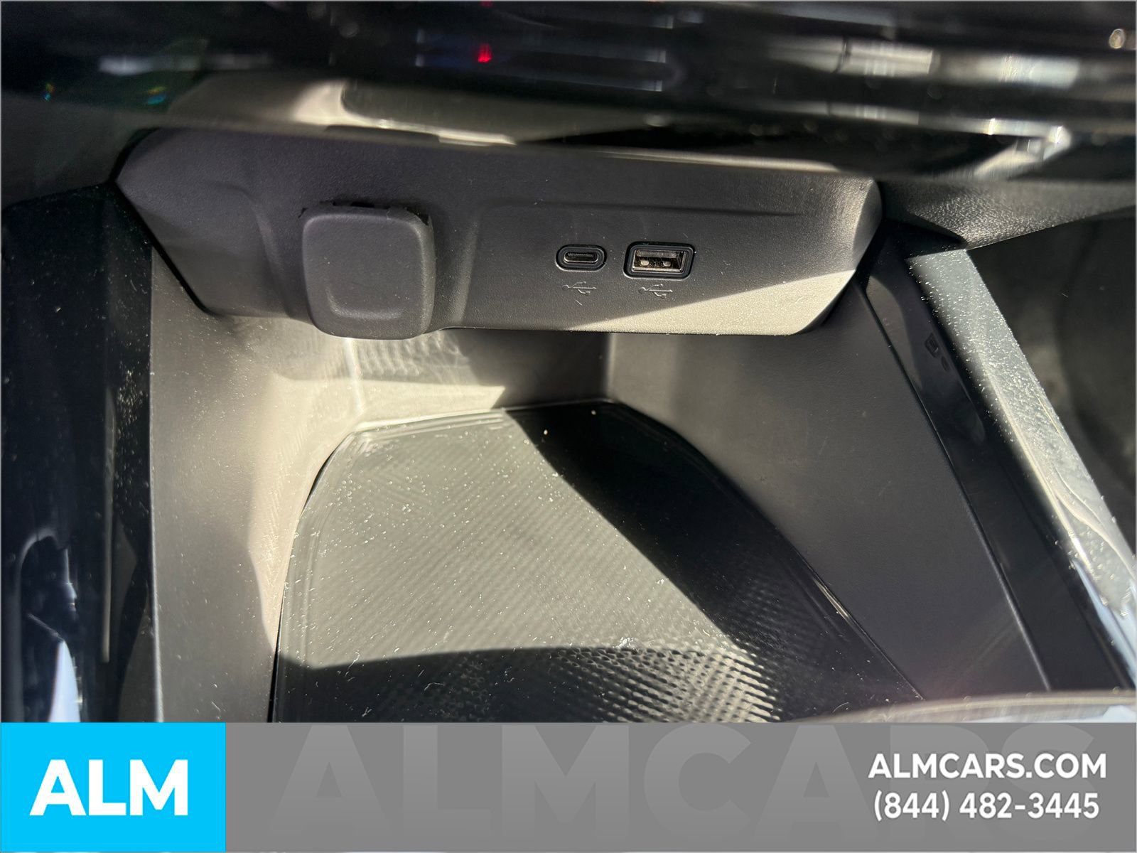 Used 2024 Chevrolet Trax RS image 17