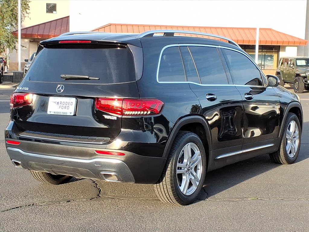 Used 2020 Mercedes-Benz GLB 250 image 4