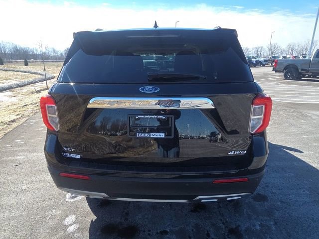 Certified 2023 Ford Explorer XLT w/ Equipment Group 202A image 3