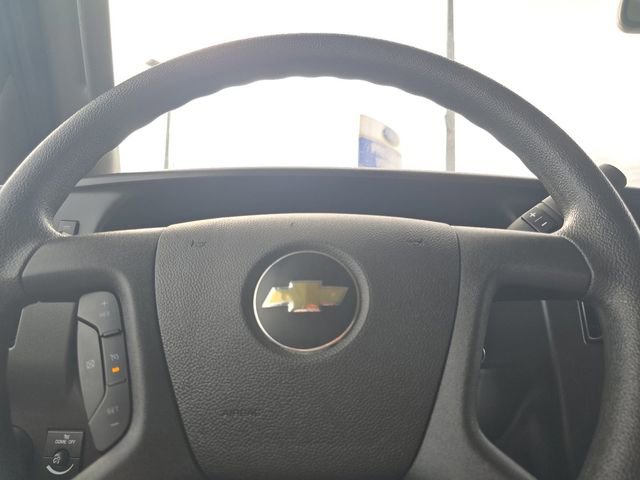 Used 2024 Chevrolet Express 2500 w/ Driver Convenience Package image 22