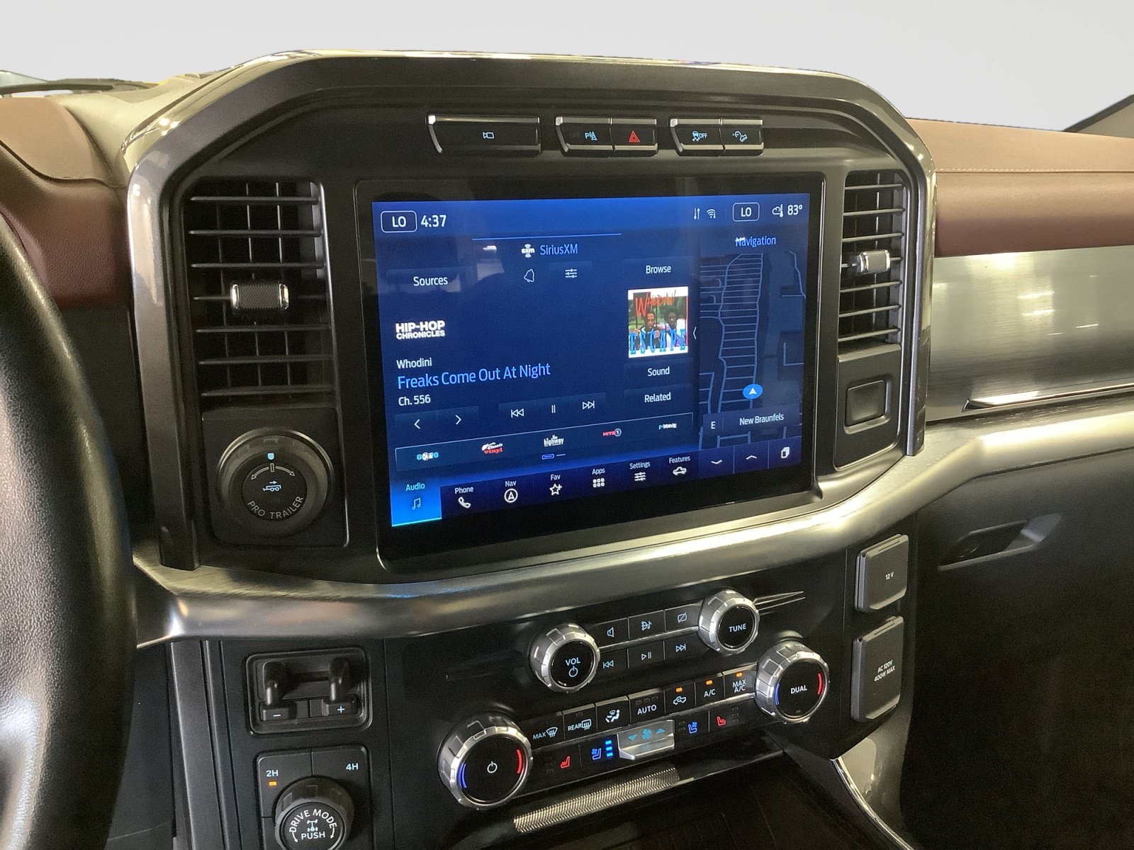 Certified 2023 Ford F150 Lariat w/ Max Trailer Tow Package AWD/4WD image 16