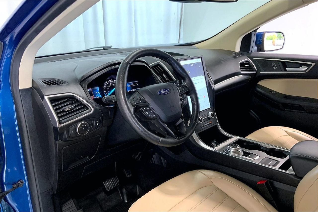 Certified 2022 Ford Edge SEL w/ Convenience Package AWD/4WD image 14