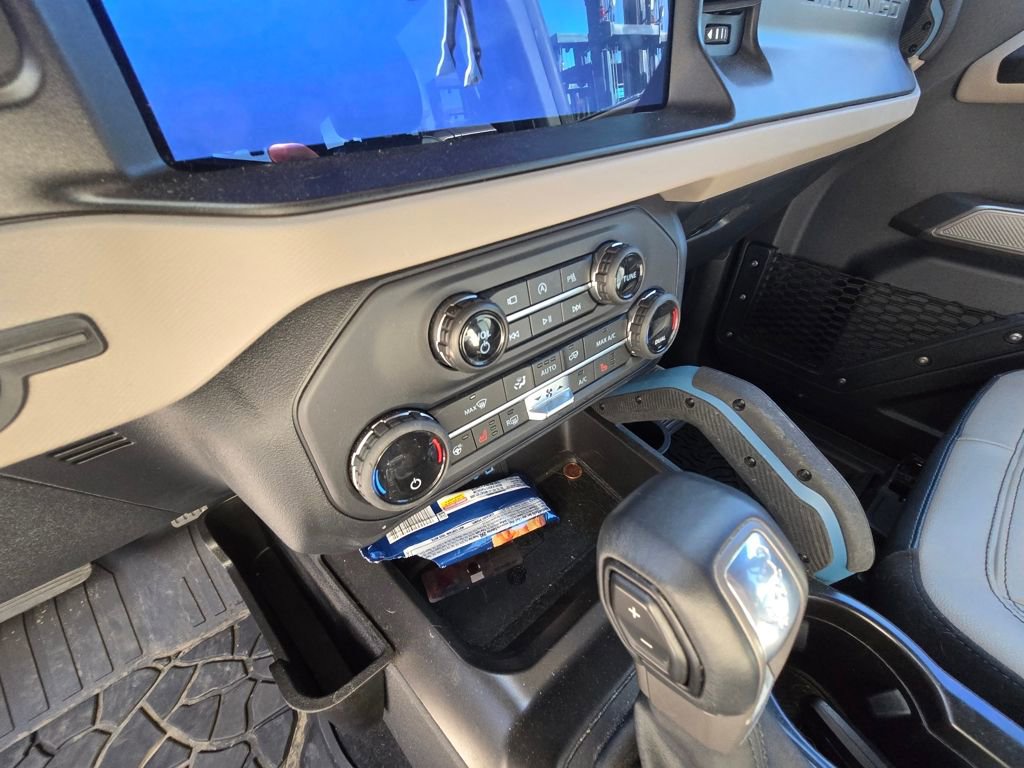 Certified 2023 Ford Bronco Wildtrak image 15