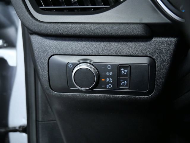 Certified 2020 Ford Escape SE image 22