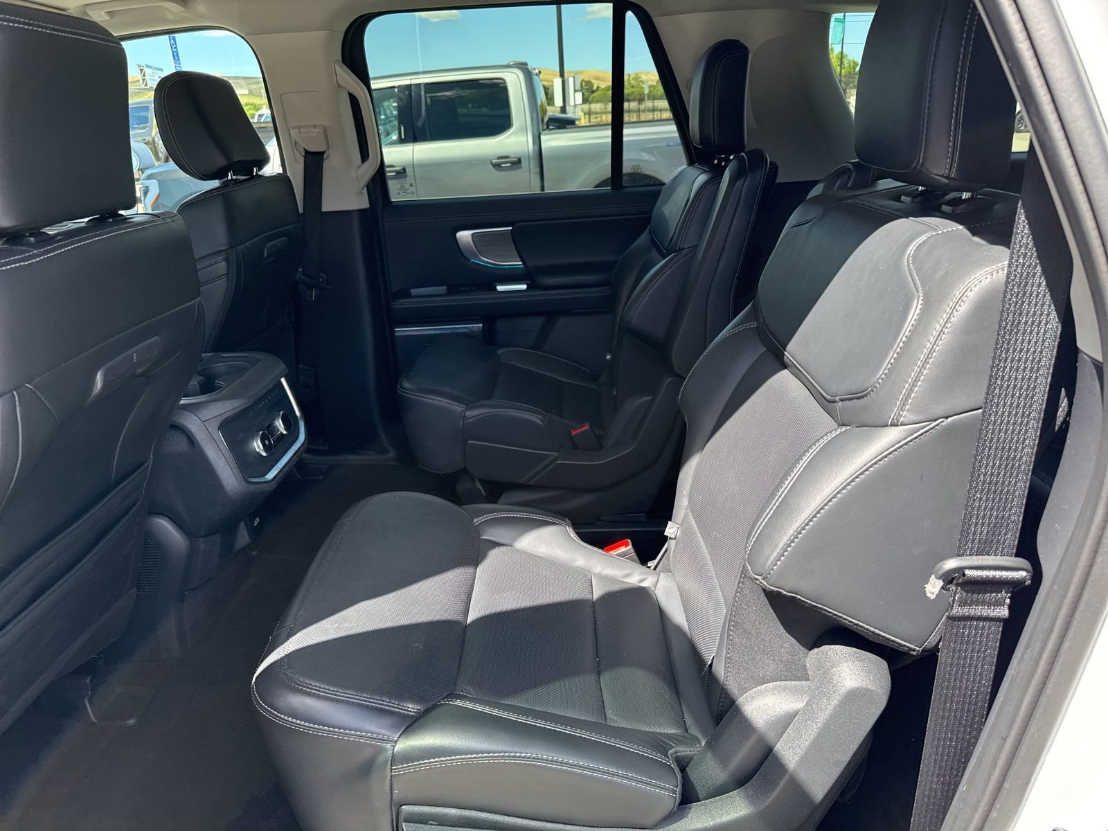 Certified 2025 Ford Expedition Max Platinum AWD/4WD image 14