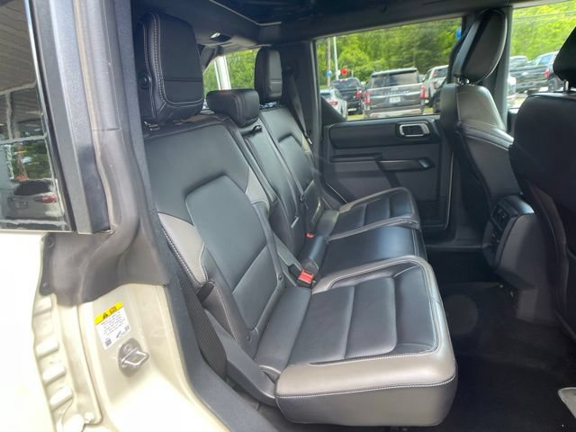 Certified 2025 Ford Bronco Outer Banks AWD/4WD image 35