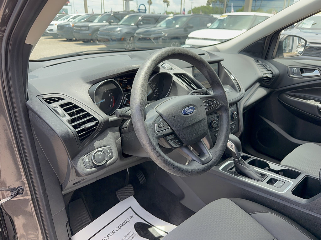 Certified 2018 Ford Escape SE w/ SE Sync 3 Package FWD image 11