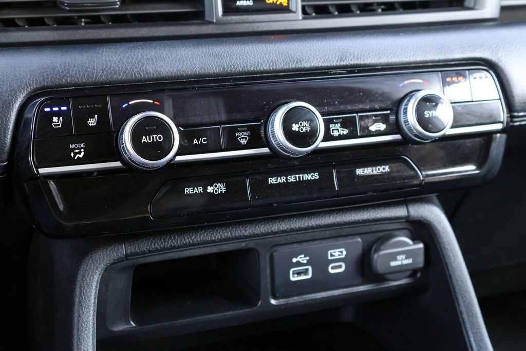 Used 2024 Honda Pilot Elite image 10