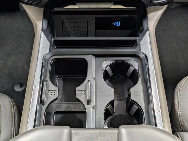 Certified 2025 Ford F450 Platinum w/ Platinum Plus Package AWD/4WD image 6
