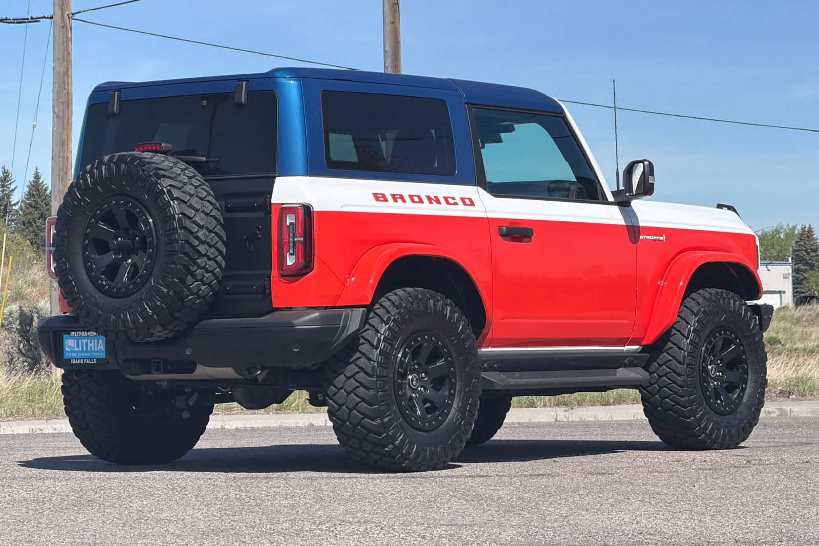 Certified 2025 Ford Bronco Stroppe Edition AWD/4WD image 2