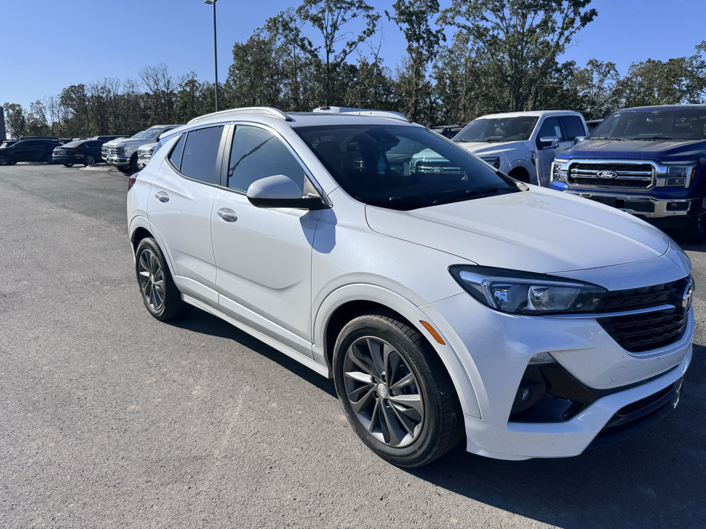 Used 2023 Buick Encore GX Select w/ Experience Buick Package FWD image 4