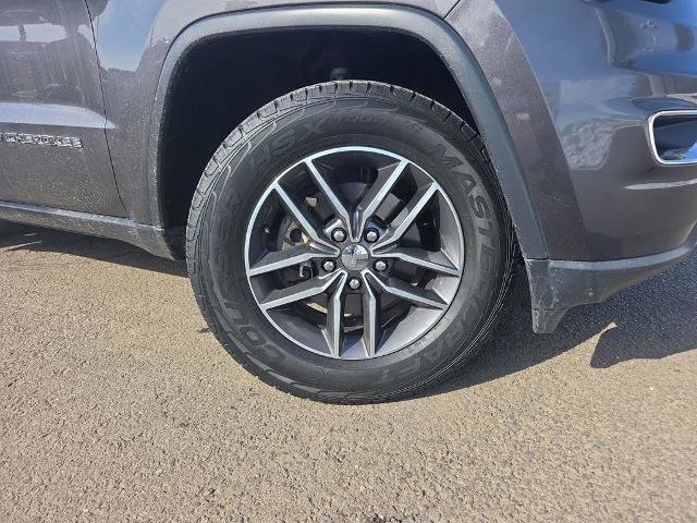 Used 2018 Jeep Grand Cherokee Limited image 11