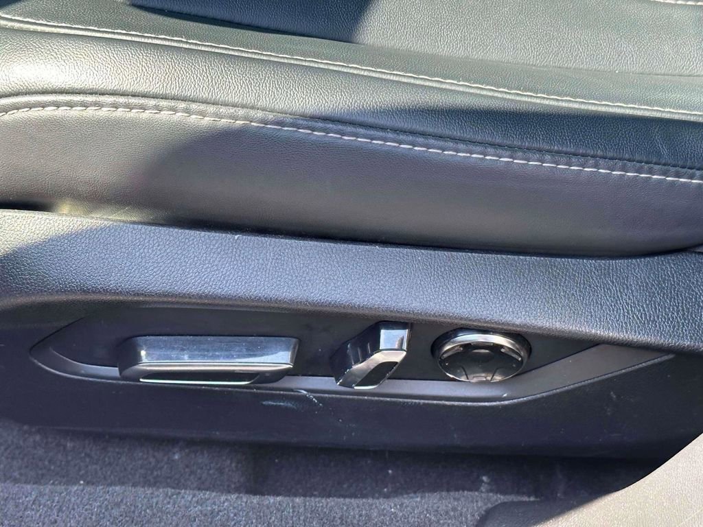 Used 2023 Acura TLX w/ Technology Package FWD image 19