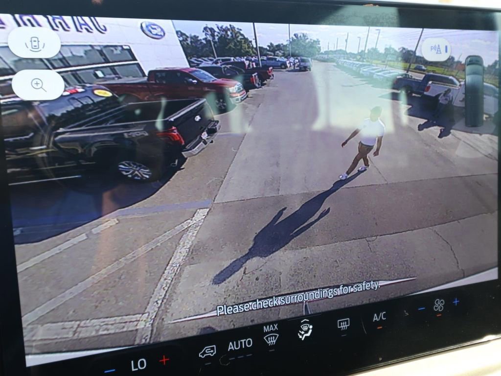 Certified 2022 Ford Transit 350 XLT image 13