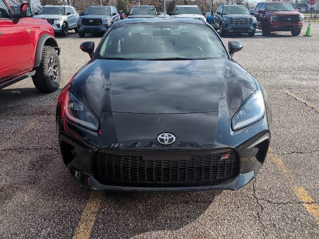Used 2025 Toyota GR86 Premium w/ ALL Weather Mat Package (TMS) image 3