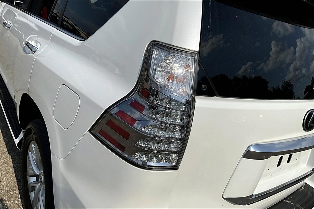 Used 2022 Lexus GX 460 Premium image 30