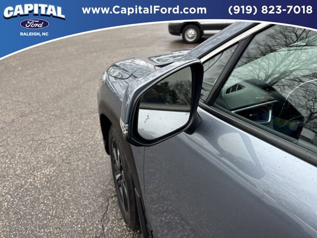 Used 2024 Toyota Corolla Cross XSE w/ Convenience Package image 12