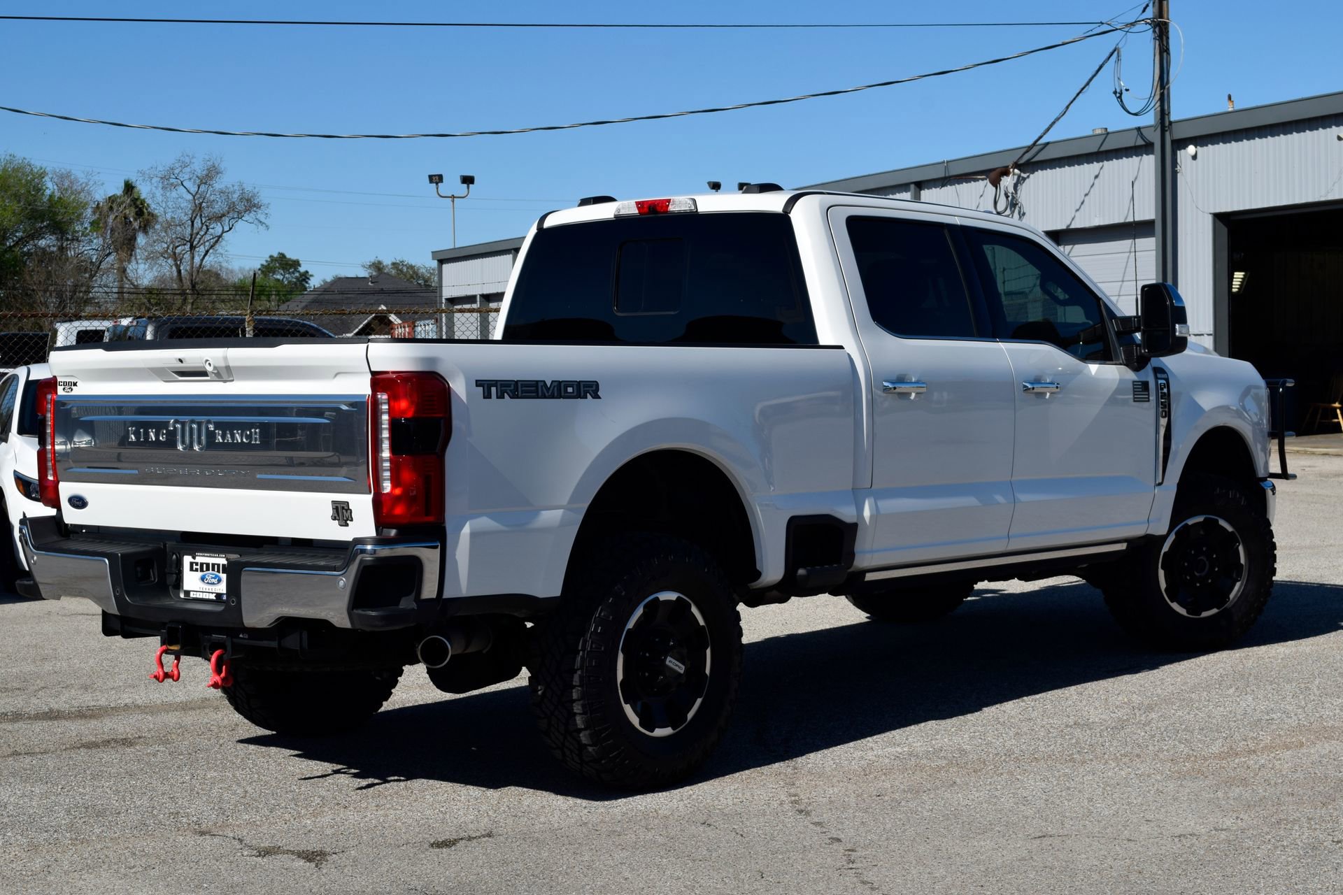 Certified 2025 Ford F250 King Ranch w/ Tremor Off-Road Package image 6