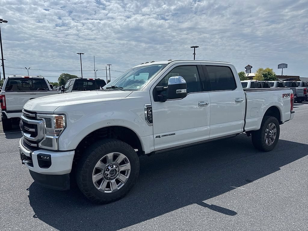 Certified 2022 Ford F350 Platinum AWD/4WD image 2