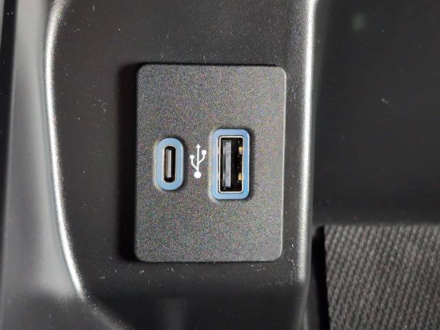 Certified 2023 Ford F150 Lightning XLT w/ Tow Technology Package AWD/4WD image 32