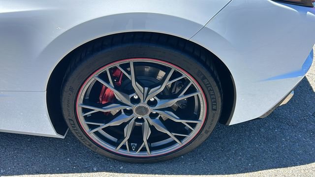 Used 2023 Chevrolet Corvette Stingray Premium Conv w/ Z51 Performance Package RWD image 6