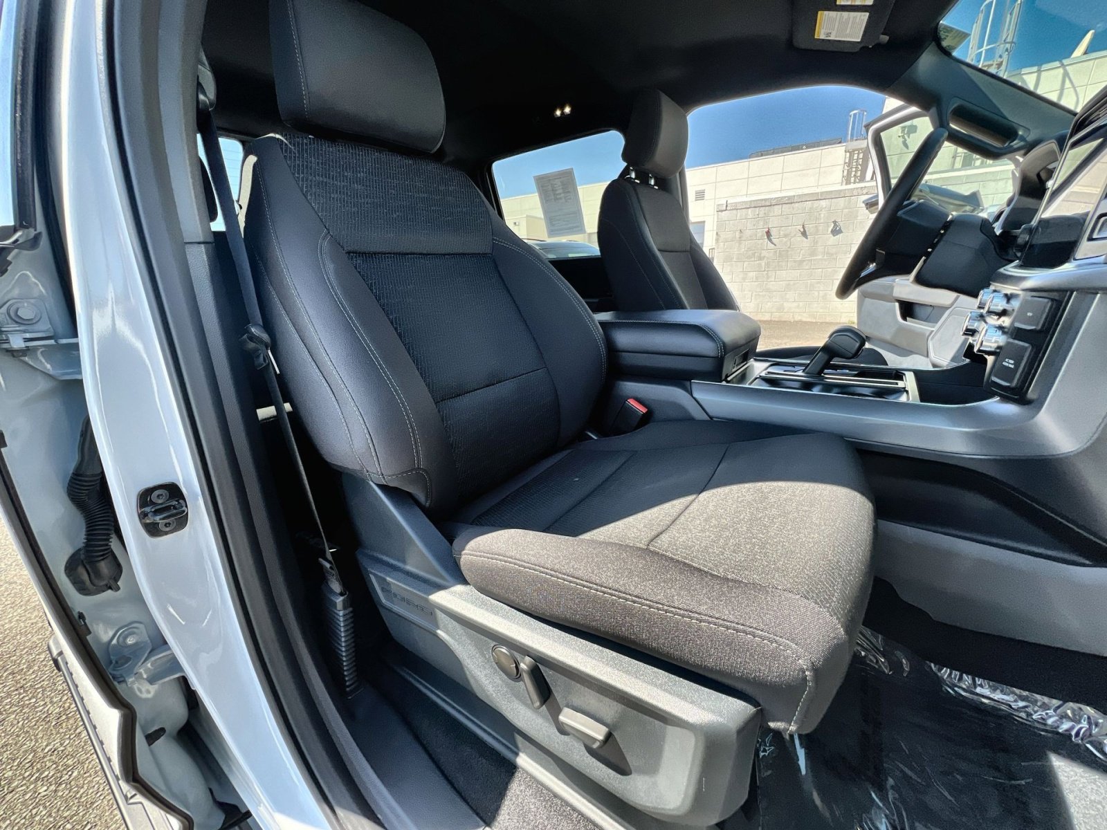 Certified 2025 Ford F150 XLT w/ Equipment Group 302A MID image 26