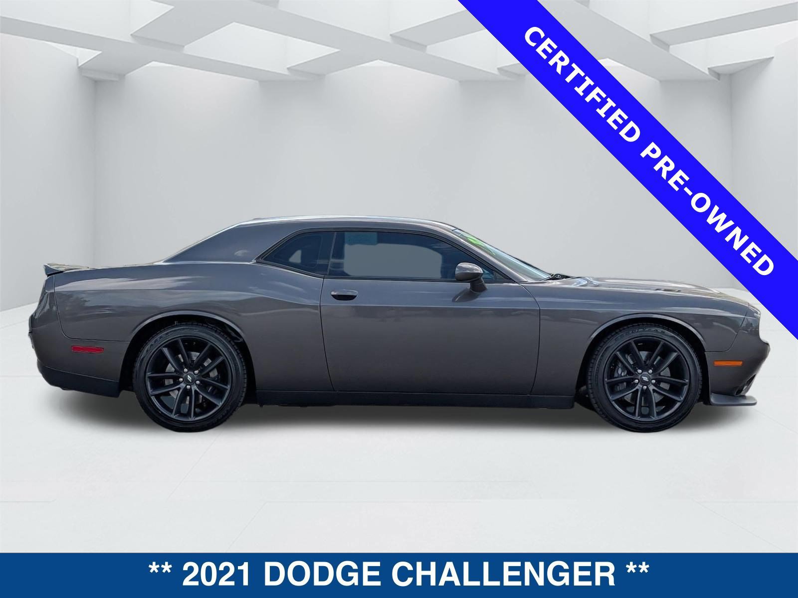 Used 2021 Dodge Challenger GT w/ Performance Handling Group image 5