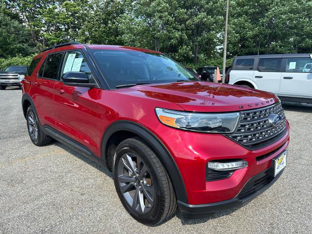 Certified 2023 Ford Explorer XLT w/ Equipment Group 202A