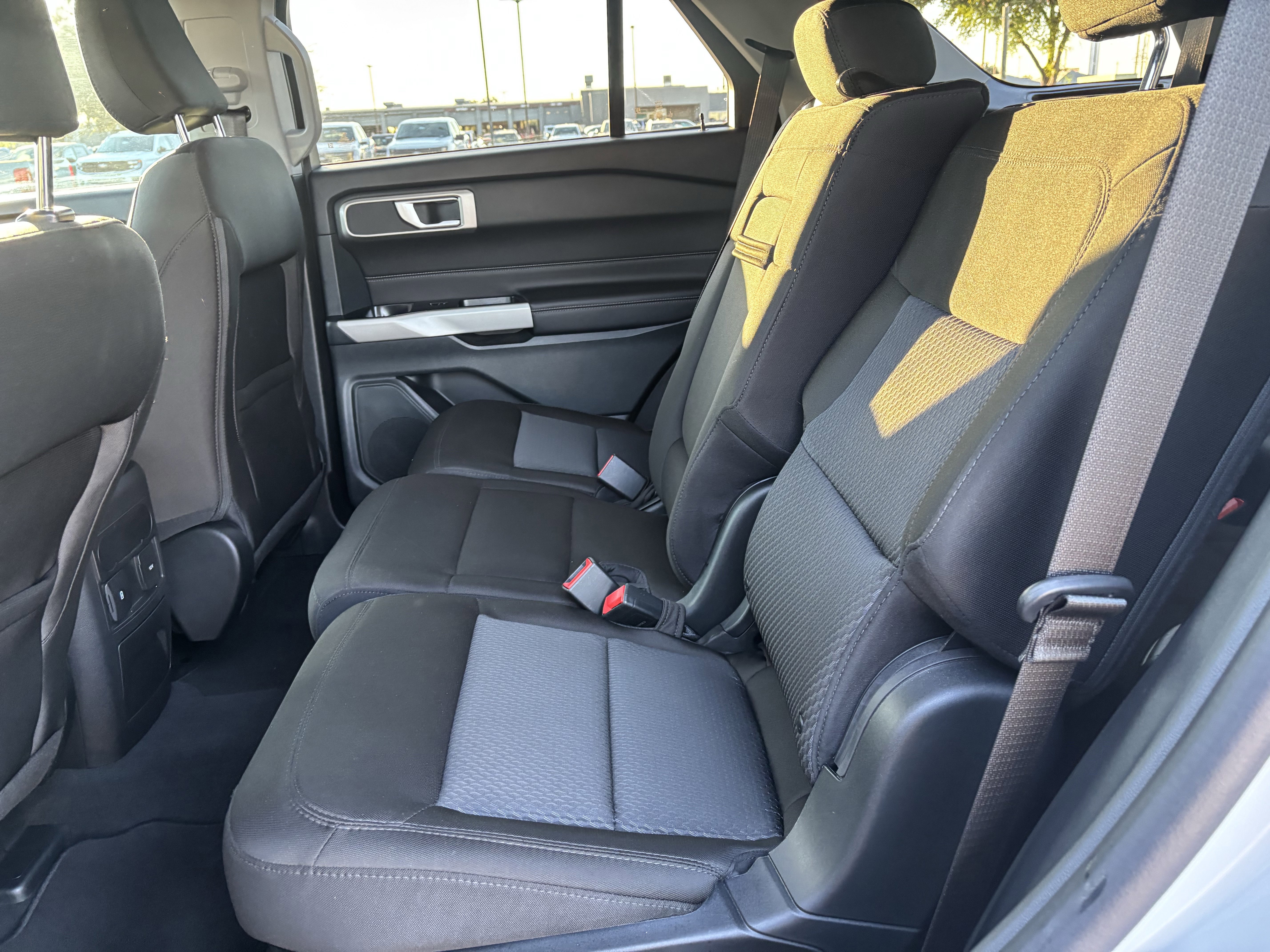 Certified 2023 Ford Explorer XLT image 20