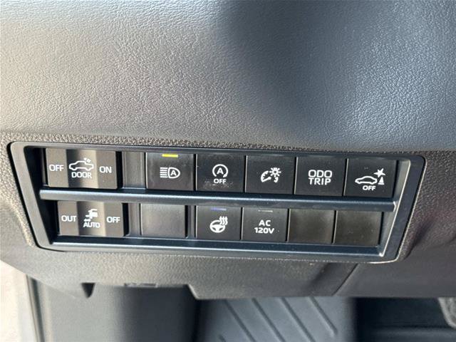 Used 2025 Toyota Tundra Platinum AWD/4WD image 16