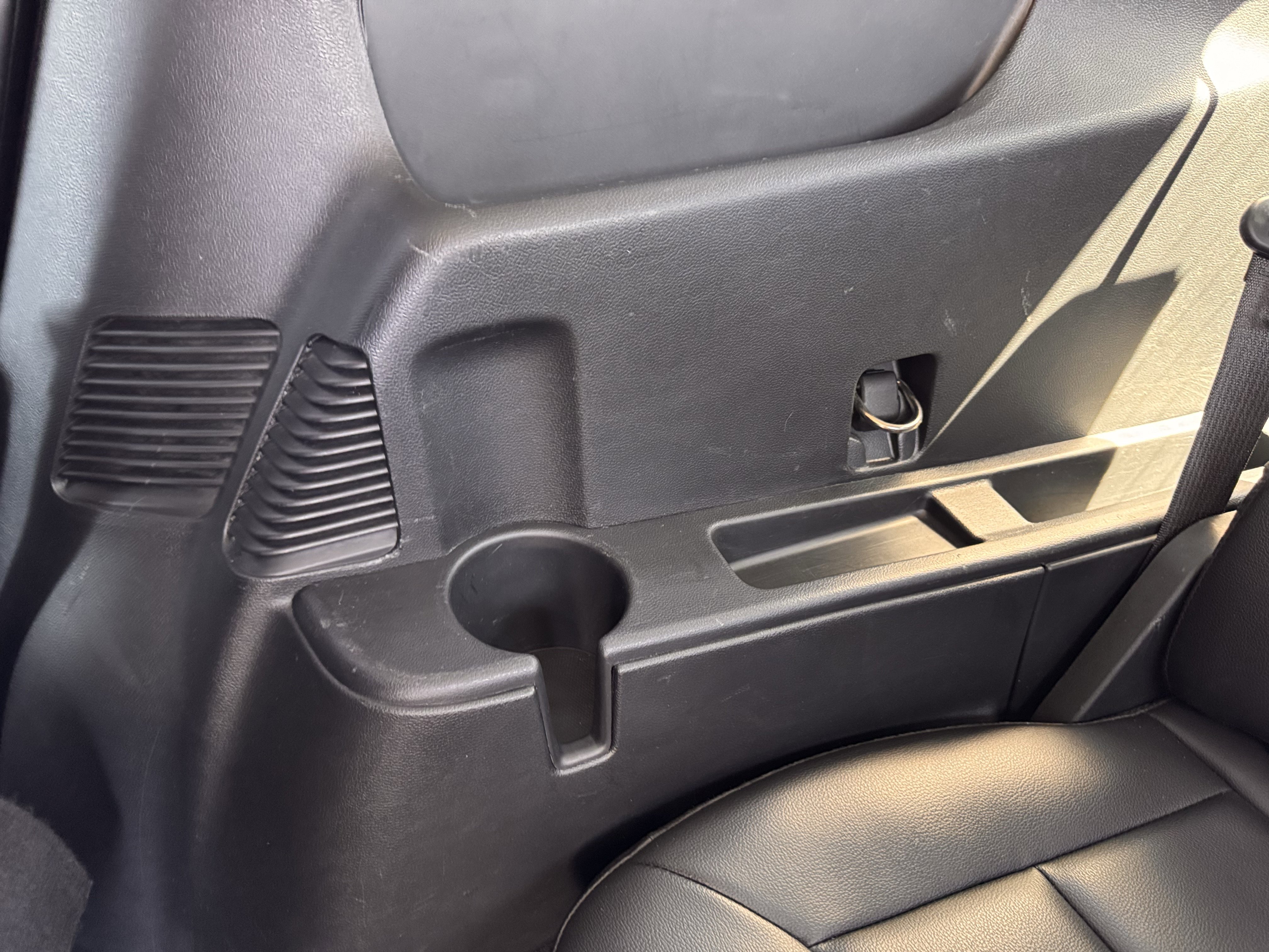 Certified 2022 Ford Explorer Limited w/ Equipment Group 301A image 37