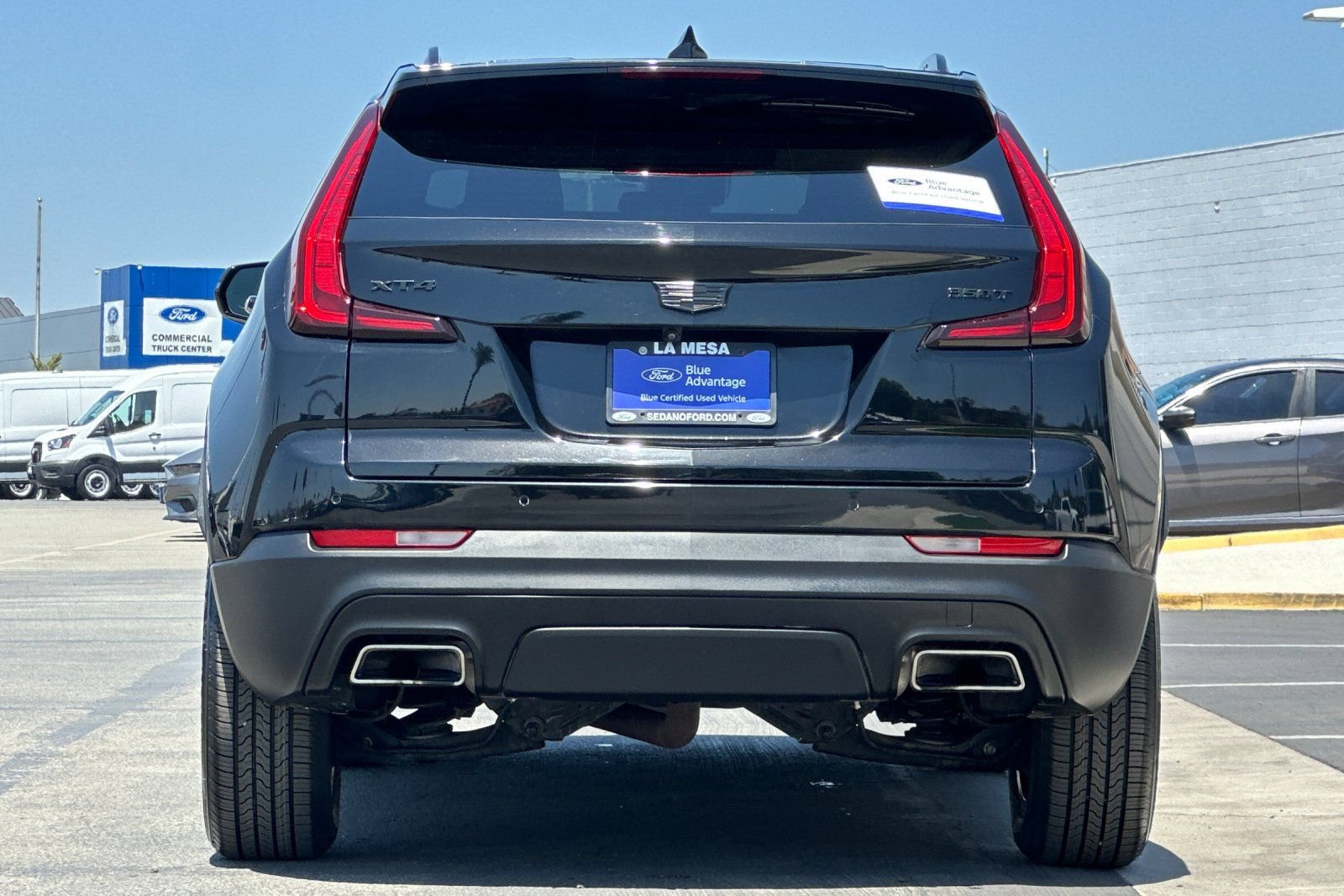 Used 2023 Cadillac XT4 Premium Luxury FWD image 4