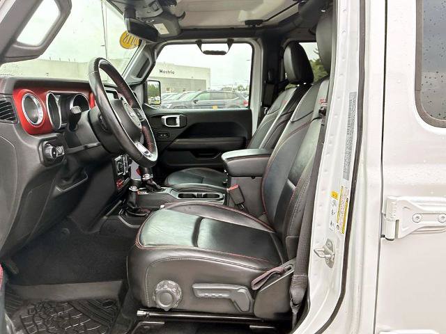 Used 2018 Jeep Wrangler Unlimited Rubicon w/ Dual Top Group AWD/4WD image 22